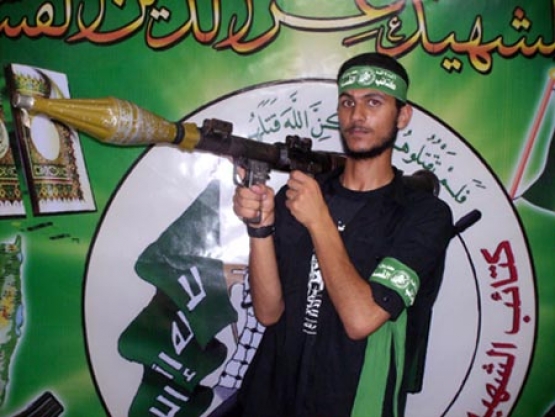 الشهيد طارق فريد أبو جزر