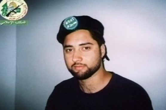 الشهيد عمر شريف خان