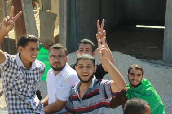 فرحة الأهالي بالصفقة