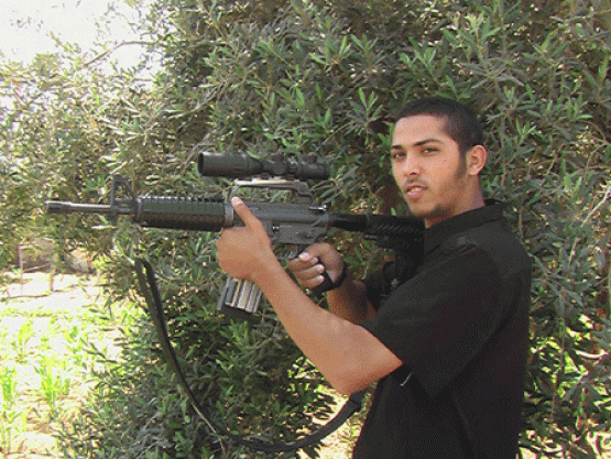 الشهيد القسامي/ مؤمن مريد  شملخ