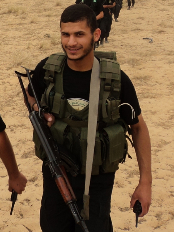 الشهيد أحمد عابد إبراهيم أبو مر 