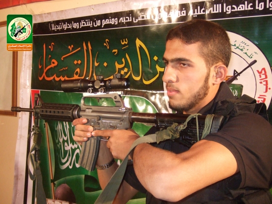 الشهيد القسامي / عبد الرحمن هاني القطاع