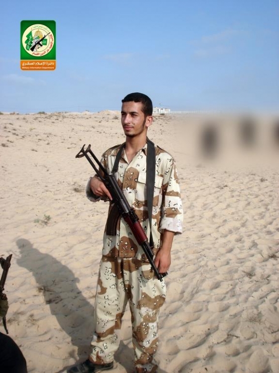 الشهيد القسامي / محمد مصطفى أبو جزر 