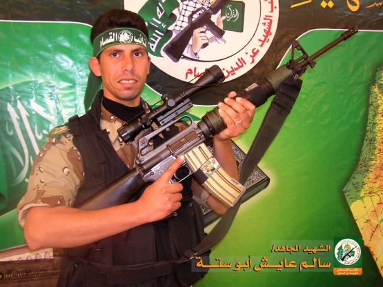 الشهيد المجاهد / سالم عايش أبو ستة