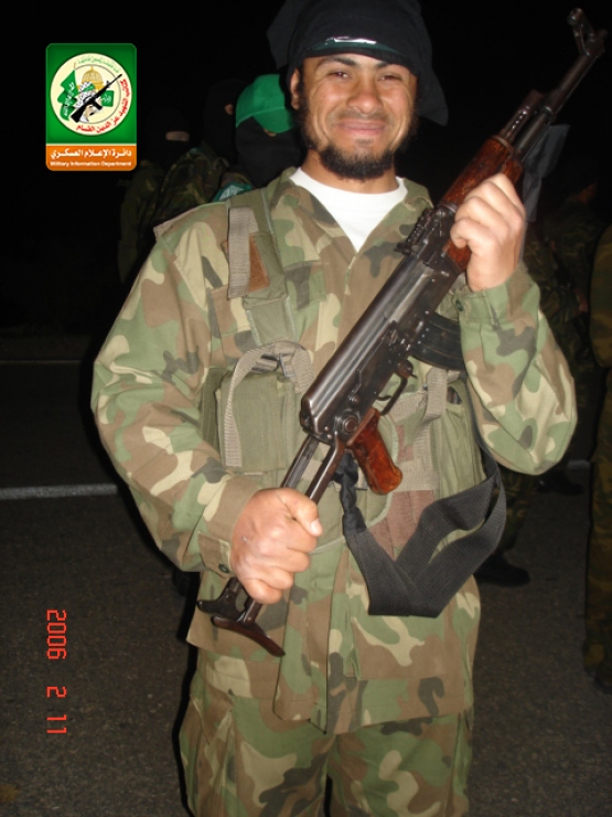 الشهيد القسامي /  أسامة شحتة الغوطي 