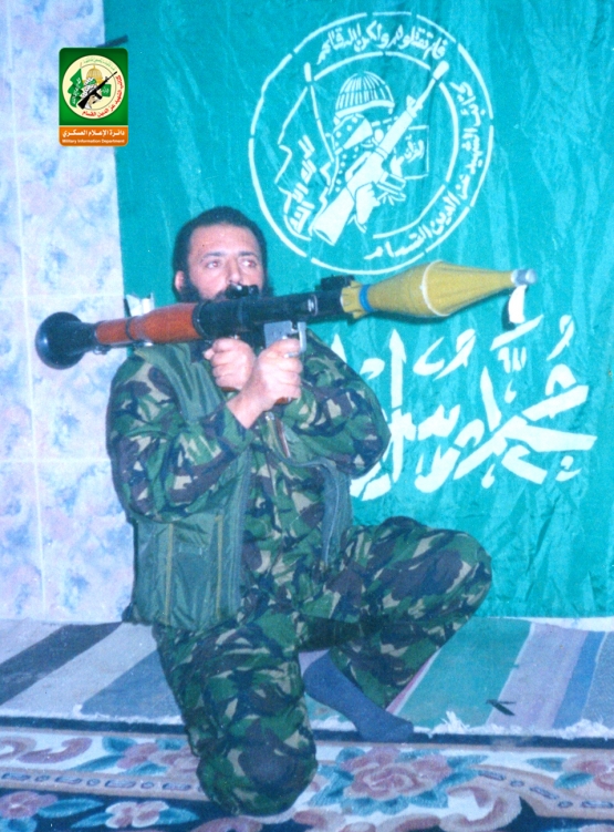 الشهيد القسامي/ خالد عبد الحكيم أبو عنزة