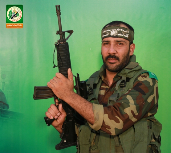 المجاهد القسامي/ حسين خضر سليم