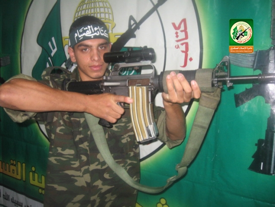 الشهيد القسامي / نضال عيسى النحال