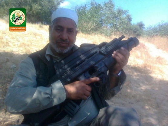 الشهيد القسامي/ عوض حمدان عواد أبو عاذرة