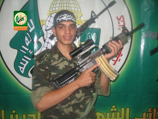 الشهيد القسامي / نضال عيسى النحال