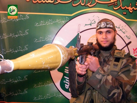 الشهيد القسامي / محمود يوسف العبادلة 