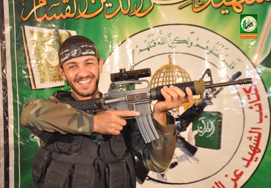 الشهيد القسامي / محمود موسى أبوعنزة