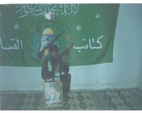 الشهيد القسامي/ محمود عبد الفتاح الشاعر