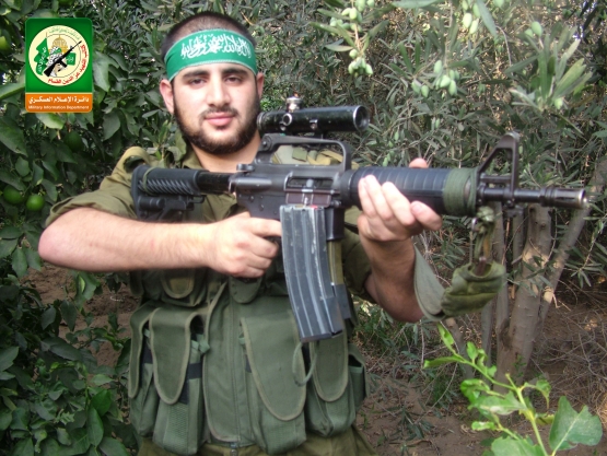 الشهيد القسامي/ عوض مصطفى عوض غنيم