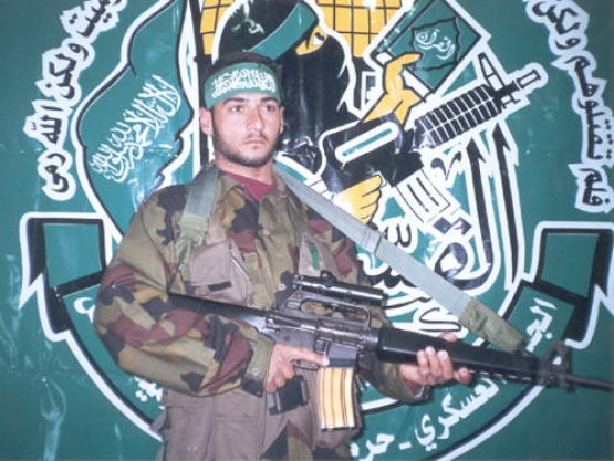 الشهيد القسامي/ باسل إبراهيم ناجي