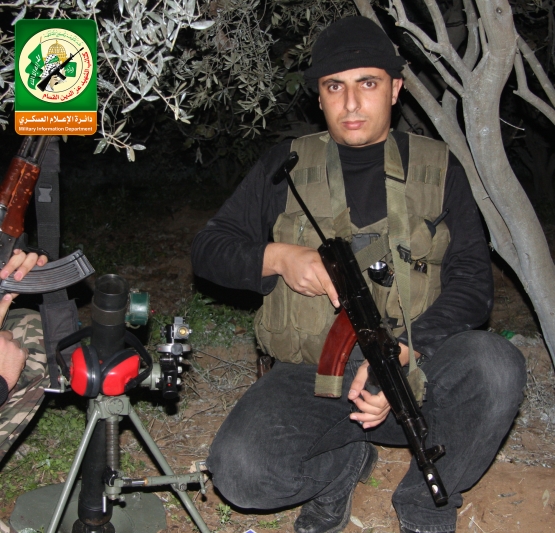 الشهيد القسامي/ أحمد محمود عزيز