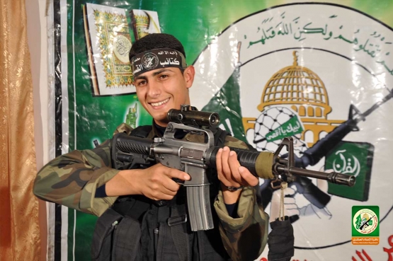 الشهيد القسامي / عمر فايز أبو عليان 