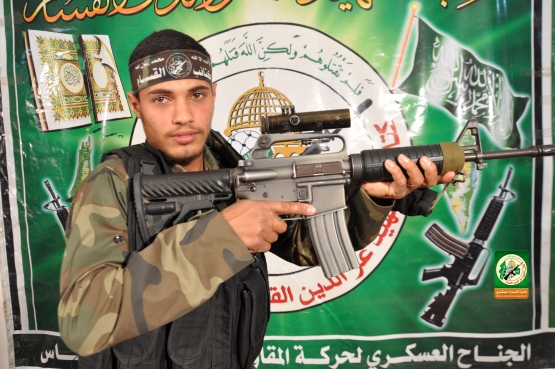 الشهيد القسامي / سليمان محمد أبو طير 