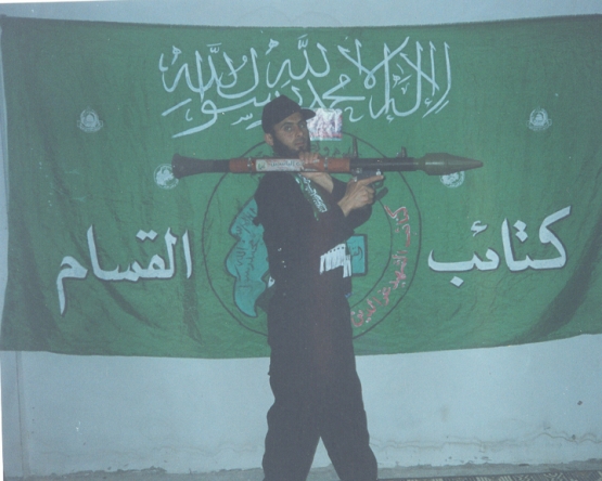 الشهيد القسامي/ محمود عبد الفتاح الشاعر