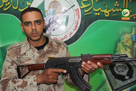 الشهيد القسامي المجاهد / خالد عطا أبو شحادة