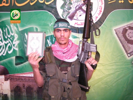 الشهيد القسامي / عامر عبد الروؤف محمد العزب