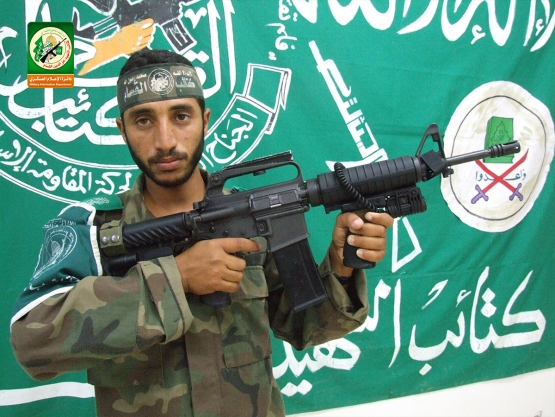 الشهيد القسامي / عبد الفتاح أبو إعطيوي