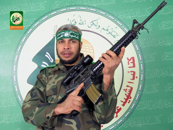 القائد الميداني / أشرف فهمي الأسطل 