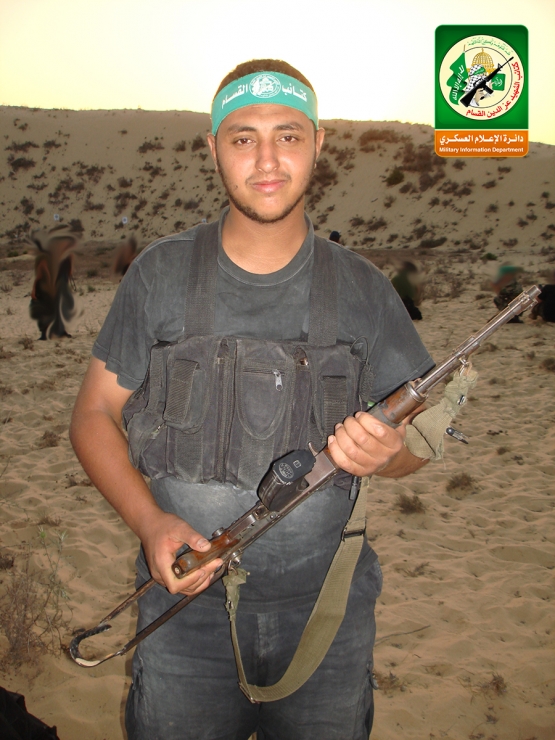 الشهيد القسامي/  عبد الله حسين المصري