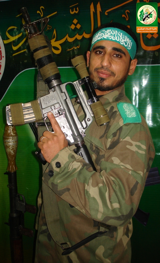 الشهيد القسامي/ أحمد عبد القادر الحداد