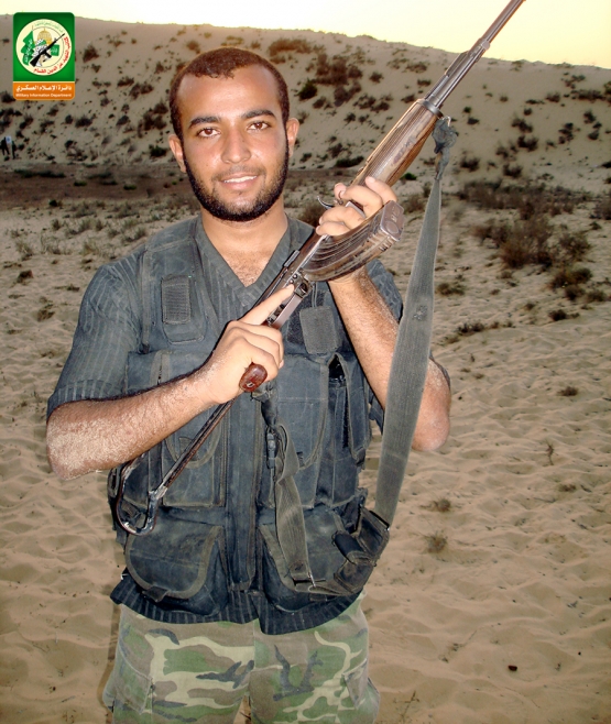 الشهيد القسامي/ أحمد محمد أبو حصيرة