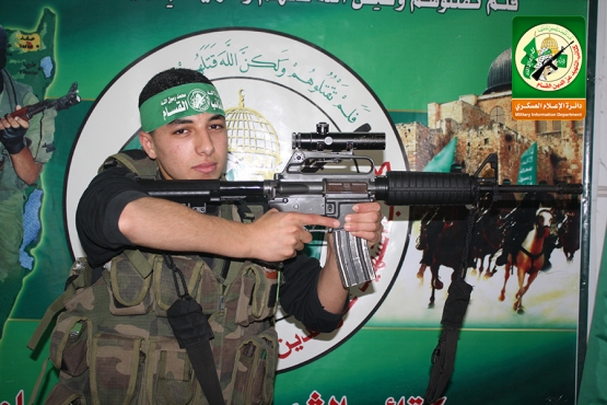 الشهيد القسامي/ زكريا علاء البطش 