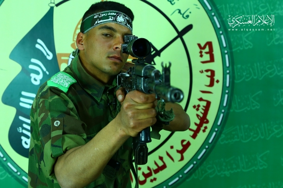 الشهيد القسامي / محمود صالشهيد القسامي / محمود صابر أبو طعيمةابر أبو طعيمة