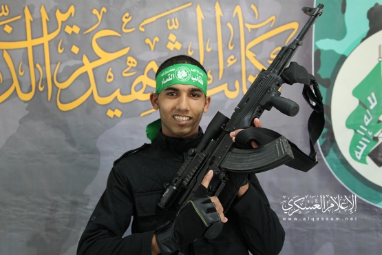 الشهيد القسامي المجاهد / معتصم فوزي أبو لولي