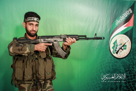 الشهيد القسامي/ محمود أبو كميل 