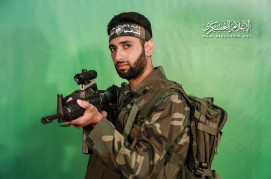 الشهيد القسامي/ محمود أبو كميل 