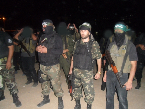 الشهيد القسامي/ رفعت يوسف عامر