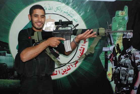 الشهيد القسامي إسماعيل زهير محمدين