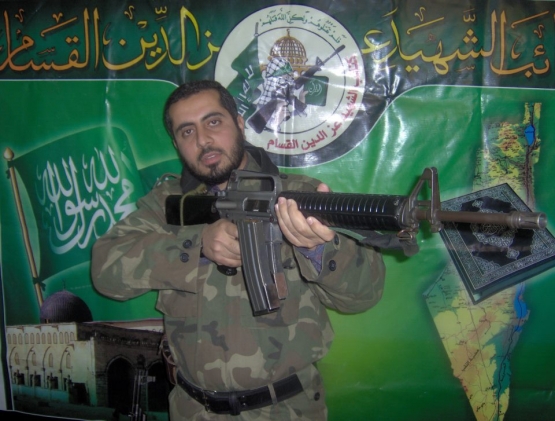 الشهيد القسامي / محمد بكر العف