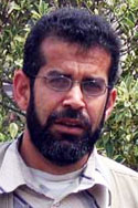 نافذ كامل منصور 